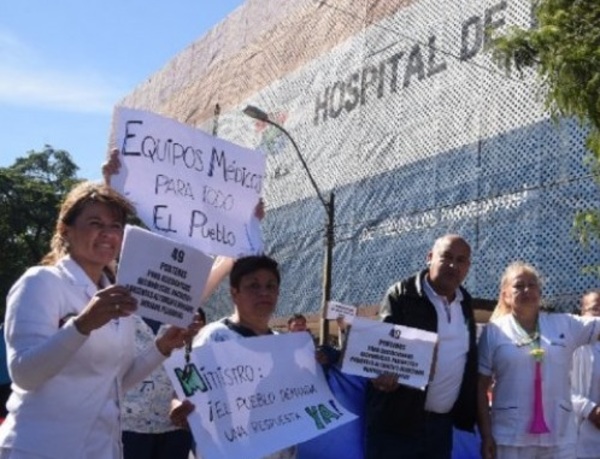 Funcionarios del Hospital del Trauma se manifiestan por mayor presupuesto