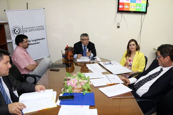 Personas que no comparezcan ante una CBI serán arrestadas o multadas