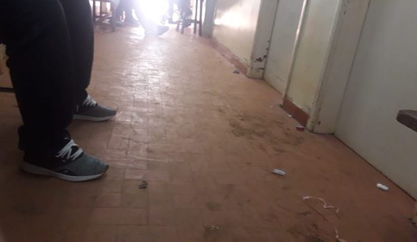 Denuncian falta de limpieza en el Hospital Regional de CDE