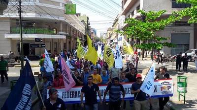 Docentes convocan a manifestación y exigen 16 por ciento de aumento - ADN Paraguayo