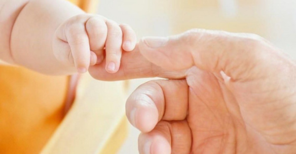 Abue de 67 pirulos dio a luz una bebe’i ndaje