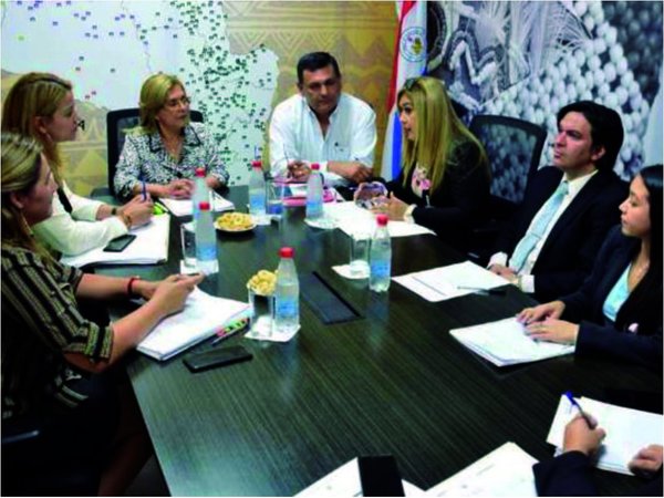 Indi acompañará salida a conflicto de tierra entre Itaipú e indígenas