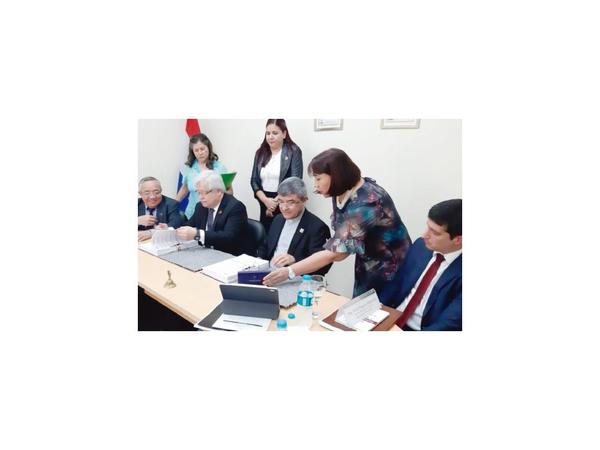 Eligen a rector de la Católica como nuevo titular del Cones