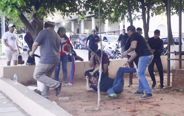 La Cámara Baja aguarda pedido de intervención a Comuna de Lambaré - Política - ABC Color