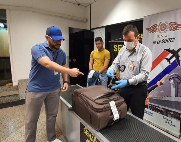 Joven minguero cae con cocaína al intentar embarcar a España