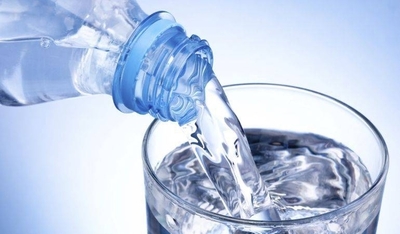 HOY / Ni tereré ni jugos, para hidratarse el cuerpo necesita agua