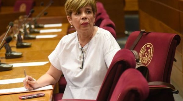 Senadora cuestiona publicación de declaraciones por Contraloría