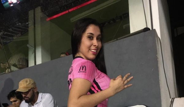 La  "Kavure'i"   del Olimpia’ se fue a la cancha con un sexy atuendo y esta fue su explicación