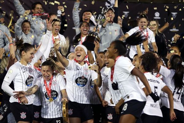 Corinthians alza la Libertadores y Cerro queda cuarto - Fútbol - ABC Color