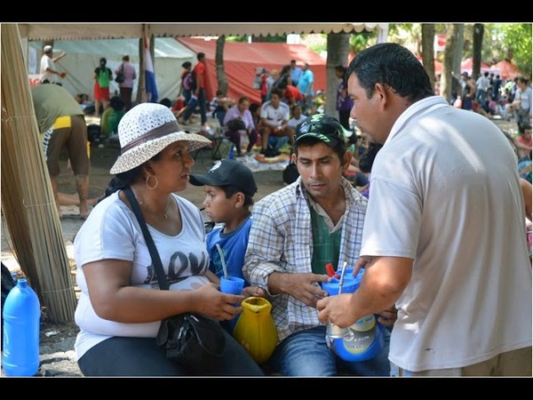 NI TERERÉ NI JUGOS, PARA HIDRATARSE EL CUERPO NECESITA AGUA