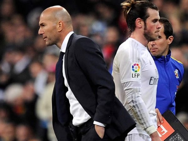 Zidane asegura que no tiene mala relación con Bale y descarta su salida