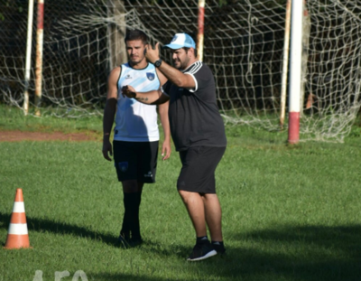 HOY / Atyrá se queda sin plantel en plena lucha por el ascenso