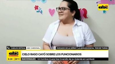 Cedió parte de cielorraso en Palacio de Justicia y varilla de hierro cayó sobre funcionaria  - A La Gran 7-30 - ABC Color