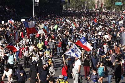 Suspenden por tercera vez la jornada del torneo chileno - Fútbol - ABC Color