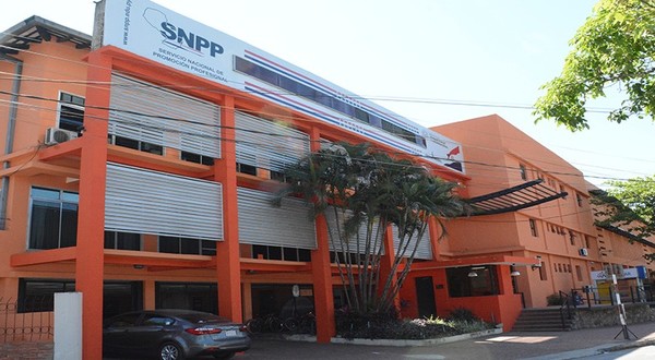 Firma y certificado original para profesionales formados. SNPP aplicará un sistema de identidad digital