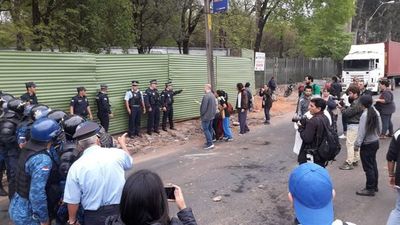 Conflicto del Botánico: ¿importa más la gente o el tránsito vehicular? - Periodismo Joven - ABC Color