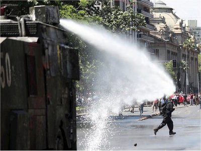 Cerca de 1.000 imputados durante las protestas en Chile
