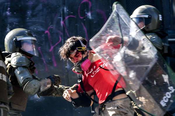 El Gobierno confirma 997 imputados durante las protestas en Chile - .::RADIO NACIONAL::.