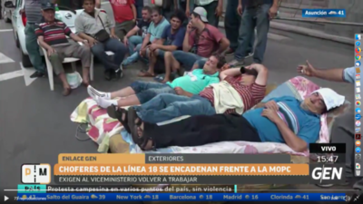 Choferes de la línea 18 en huelga de hambre, quieren volver a trabajar