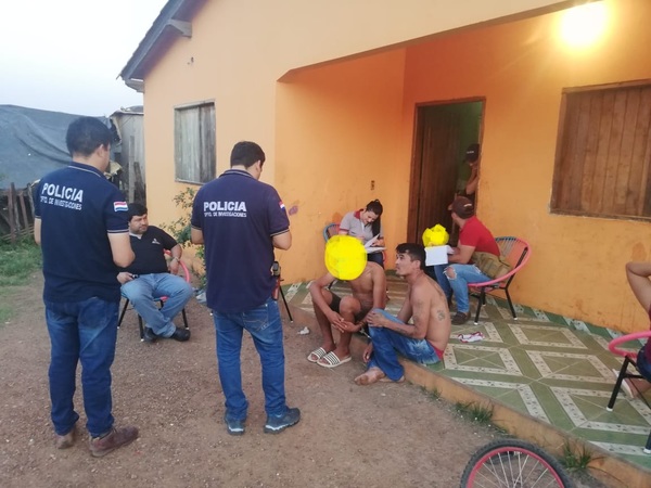 Allanan casa y detienen a pandilleros de Santa María | Radio Regional 660 AM