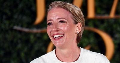 Emma Thompson horrorizada al perder camarero su trabajo por pedirle un selfie - Gente - ABC Color
