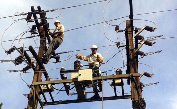 ANDE llama a concurso para cubrir 291 vacancias técnicas y profesionales - ADN Paraguayo