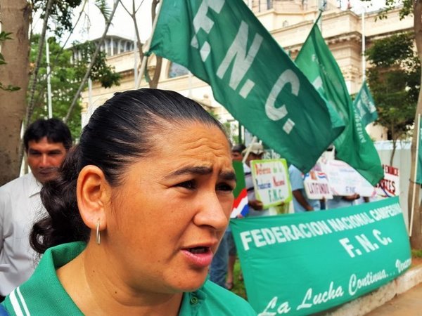 FNC: “El Gobierno ve enemigos en cualquier sector que se moviliza por sus derechos” - ADN Paraguayo