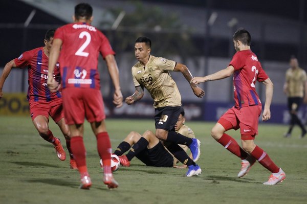 'Se ve que Cerro y Libertad tienen que ingresar a la Copa'
