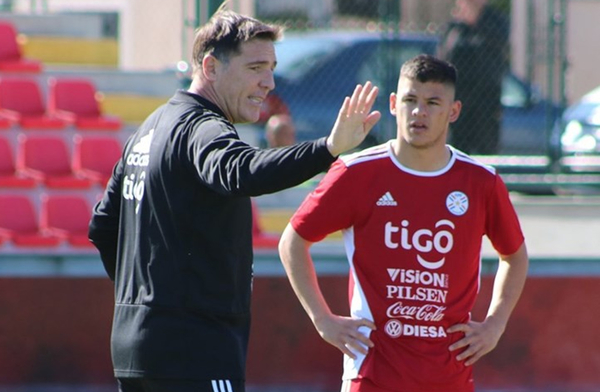 Berizzo dará a conocer parte de la lista de convocados este viernes