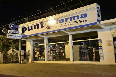 En asalto a farmacia se llevan dinero y perfumes  - Nacionales - ABC Color