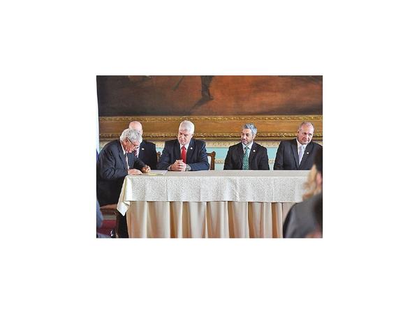 Consorcio tendrá siete meses para financiar Costanera Sur