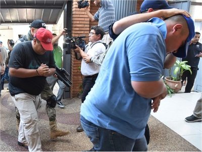 Los jefes filtraban informaciones  y hasta liberaban a narcos por dinero