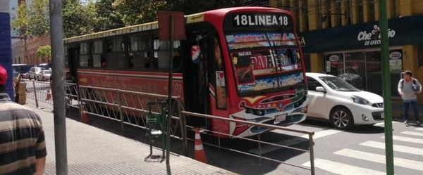 HOY / Incumplimientos legales y deudas impagas tiene en su haber la empresa que explota la Línea 18