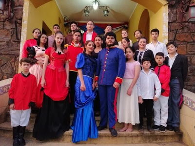 La Noche de Teatro cierra el mes cultural del Festival de la Raza en Villarrica » Ñanduti