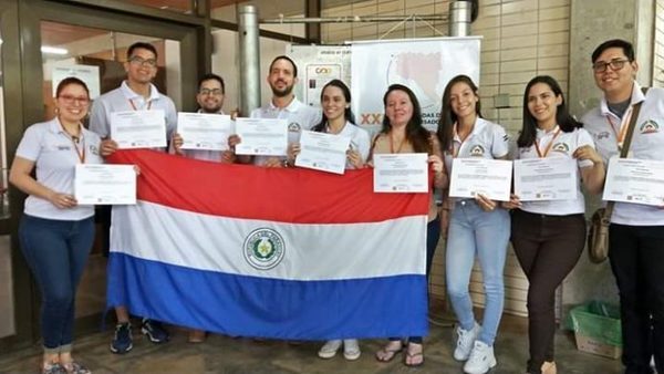 UNIVERSIDADES DE PARAGUAY GANAN 17 PREMIOS EN COMPETENCIA CIENTÍFICA EN BRASIL