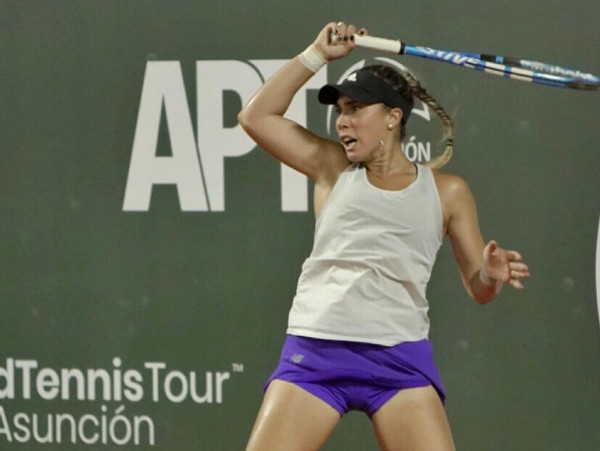 Lara Escauriza avanza en el Centenario Open