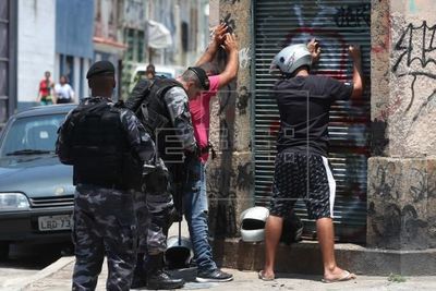 Mueren 17 supuestos traficantes en enfrentamiento con policías en Brasil - Mundo - ABC Color
