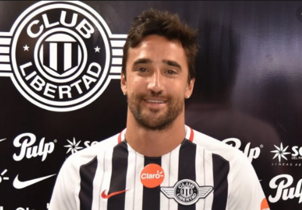 HOY / Salgueiro lamenta su situación: “Quiero terminar mi carrera jugando”