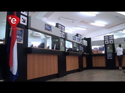 FUNCIONARIOS DE HACIENDA AMENAZARON CON IR A HUELGA POR EL REAJUSTE SALARIAL
