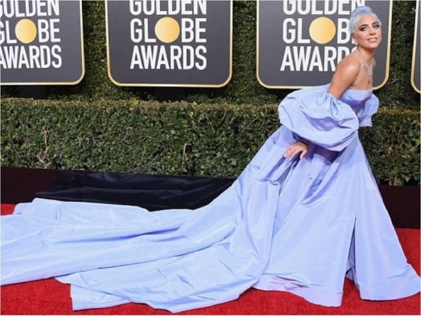 Subastarán un vestido de Lady Gaga que quedó olvidado en hotel