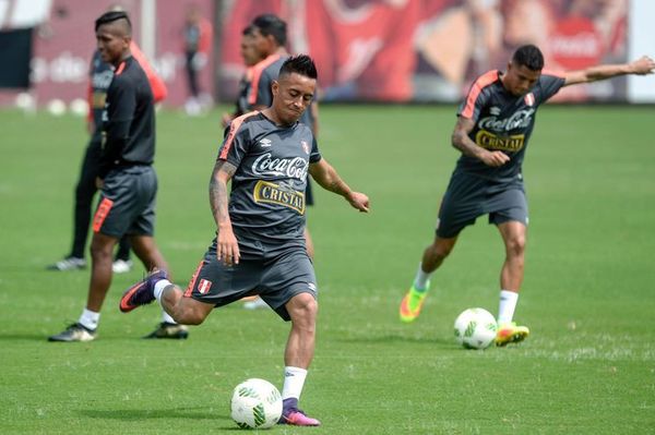 Perú se medirá con Colombia y Chile sin Cueva - Fútbol - ABC Color