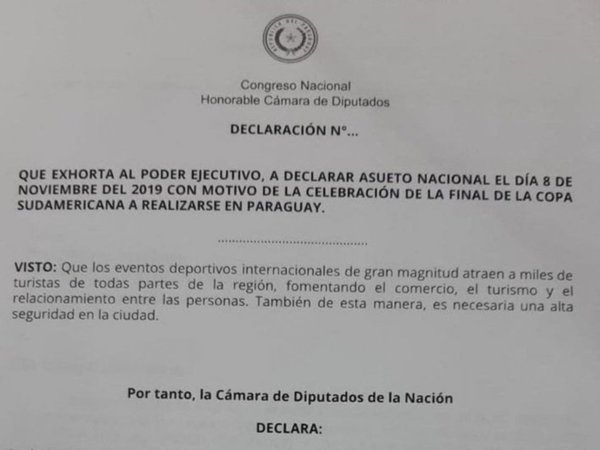 Tras lluvia de críticas, diputado pidió dejar sin efecto asueto por Copa Sudamericana