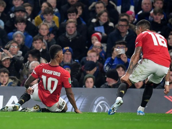 Rashford despierta en Stamford Bridge