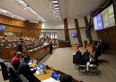 Aprueban derogar ley que otorga pensiones graciables