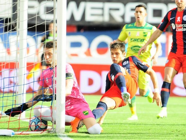 El gol de Ángel Romero que no alcanzó