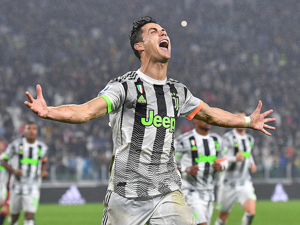 Cristiano Ronaldo devuelve a la Juventus a la cima