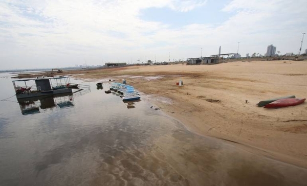 HOY / Tras inundaciones, ahora Río Paraguay sufre bajante: altura llega a 1 metro y se encienden las alarmas