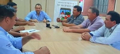REUNIÓN CON EL INTENDENTE DE ALTO VERÁ SOBRE ACCIONES A IMPLEMENTARSE EN LA ZONA.
