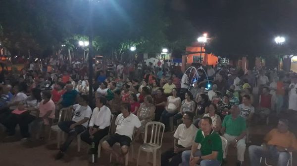 Multitud de ciudadanos autoconvocados contra la Ande  - Nacionales - ABC Color