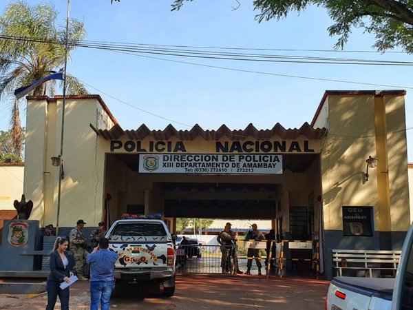 ¿Cómo los 21 policías daban supuesta protección a narcos?